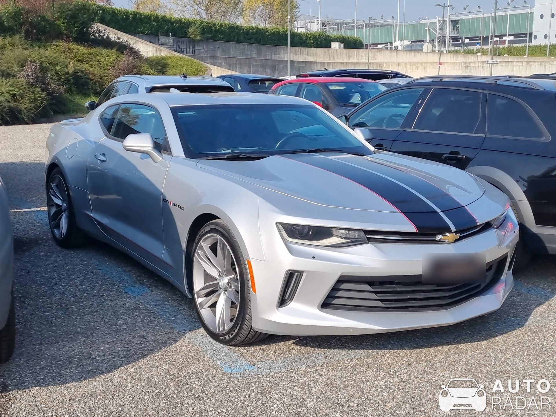 Chevrolet Camaro RS spotted in Rho, Italia