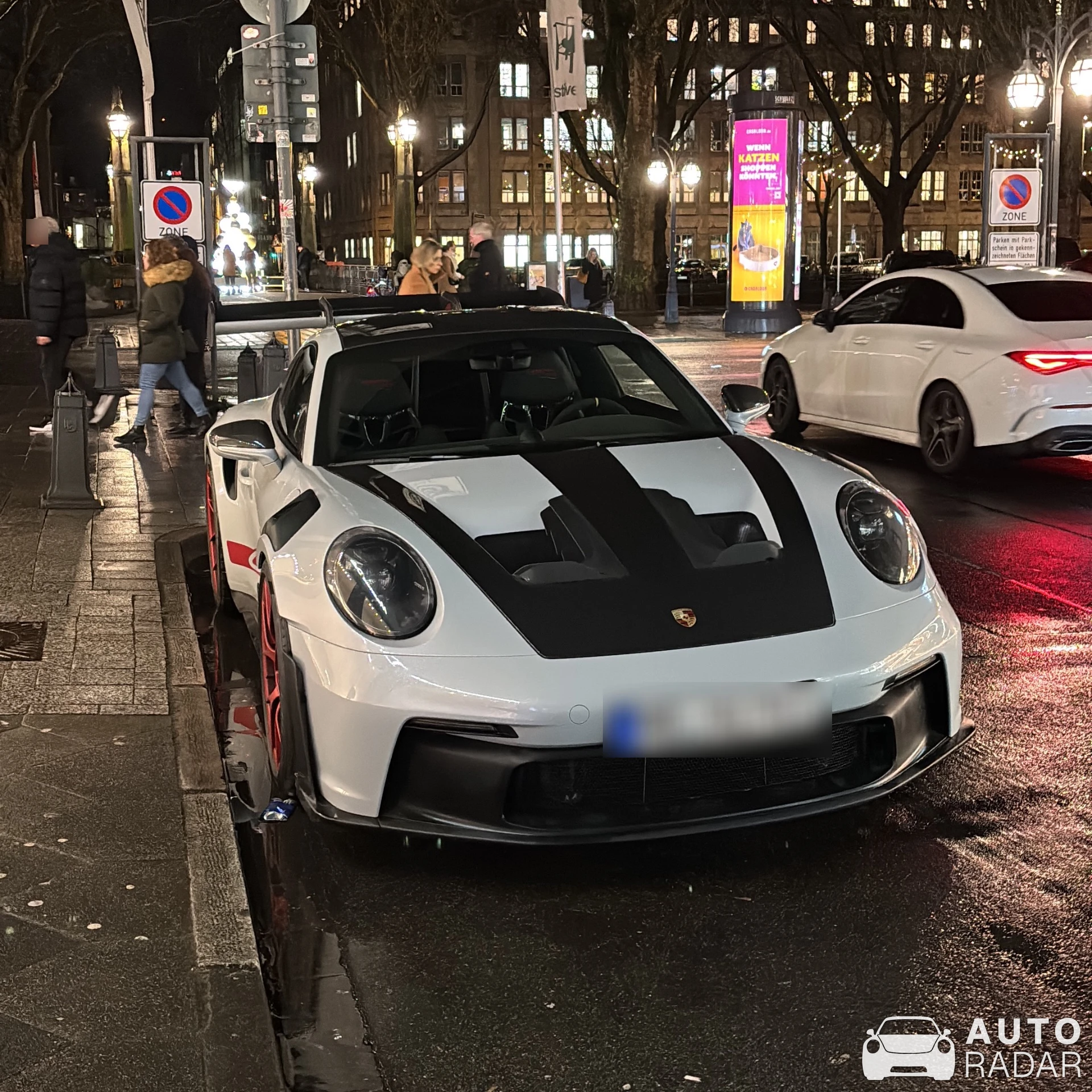 Porsche 992 GT3 RS MkI spotted in Düsseldorf, Germany
