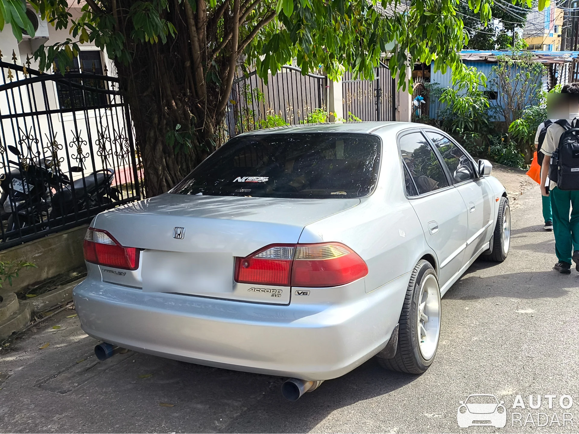 Honda Accord Coupe 3.0i V6 VTEC CG2 spotted in Batam