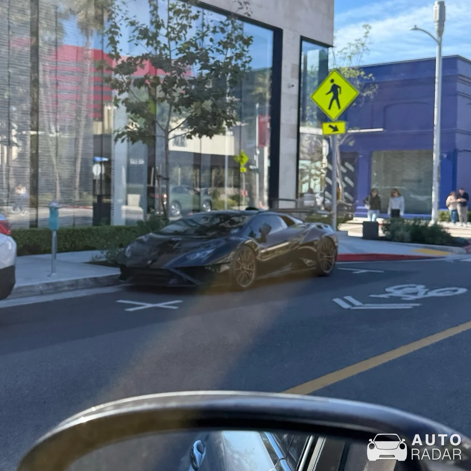 Lamborghini Huracán LP640-2 STO spotted in West Hollywood, United States