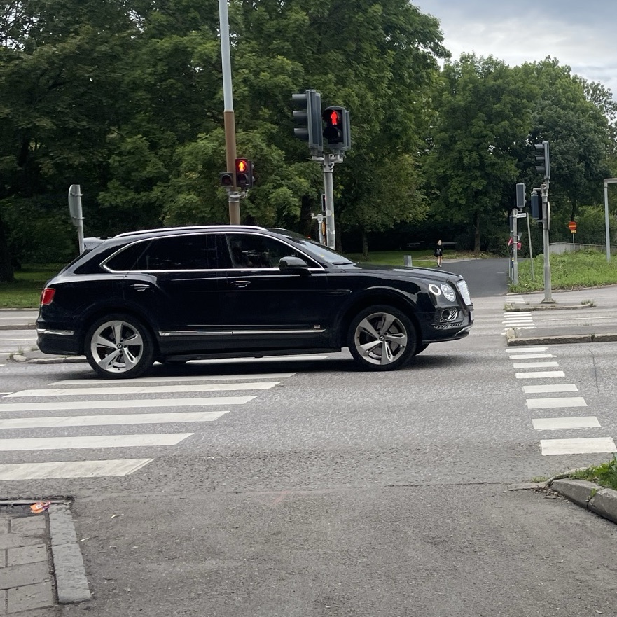 Bentley Bentayga First Edition
