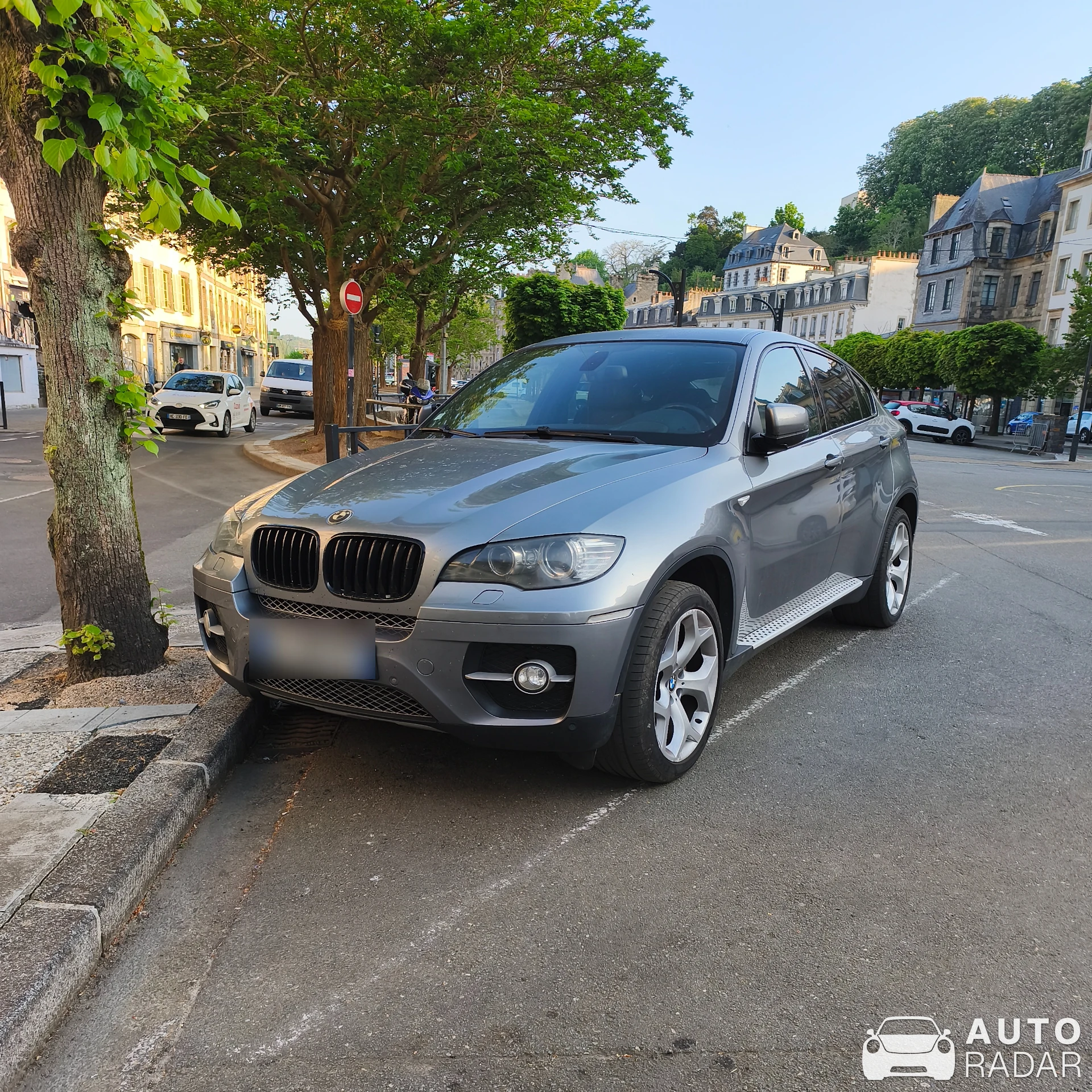 BMW X6 M E71 spotted in Morlaix