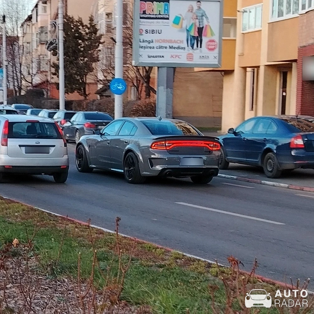 Dodge Challenger SRT Hellcat spotted in Sibiu, România