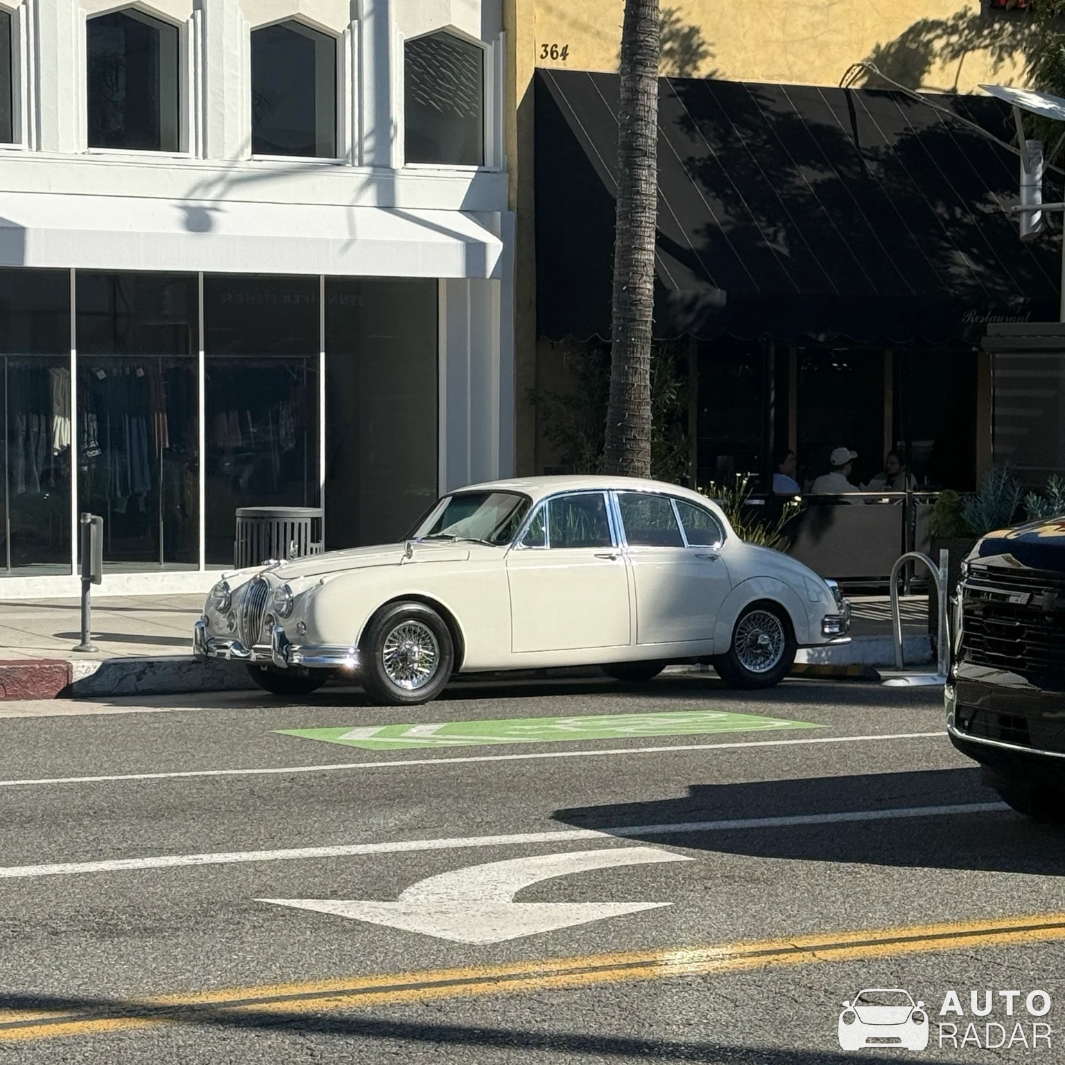 Jaguar Mark II spotted in Beverly Hills, United States