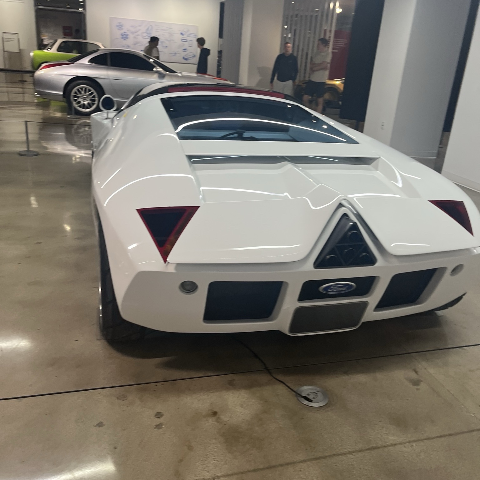 Ford GT90