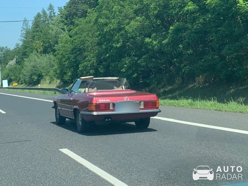 Mercedes-Benz 450SL spotted in Litomerice