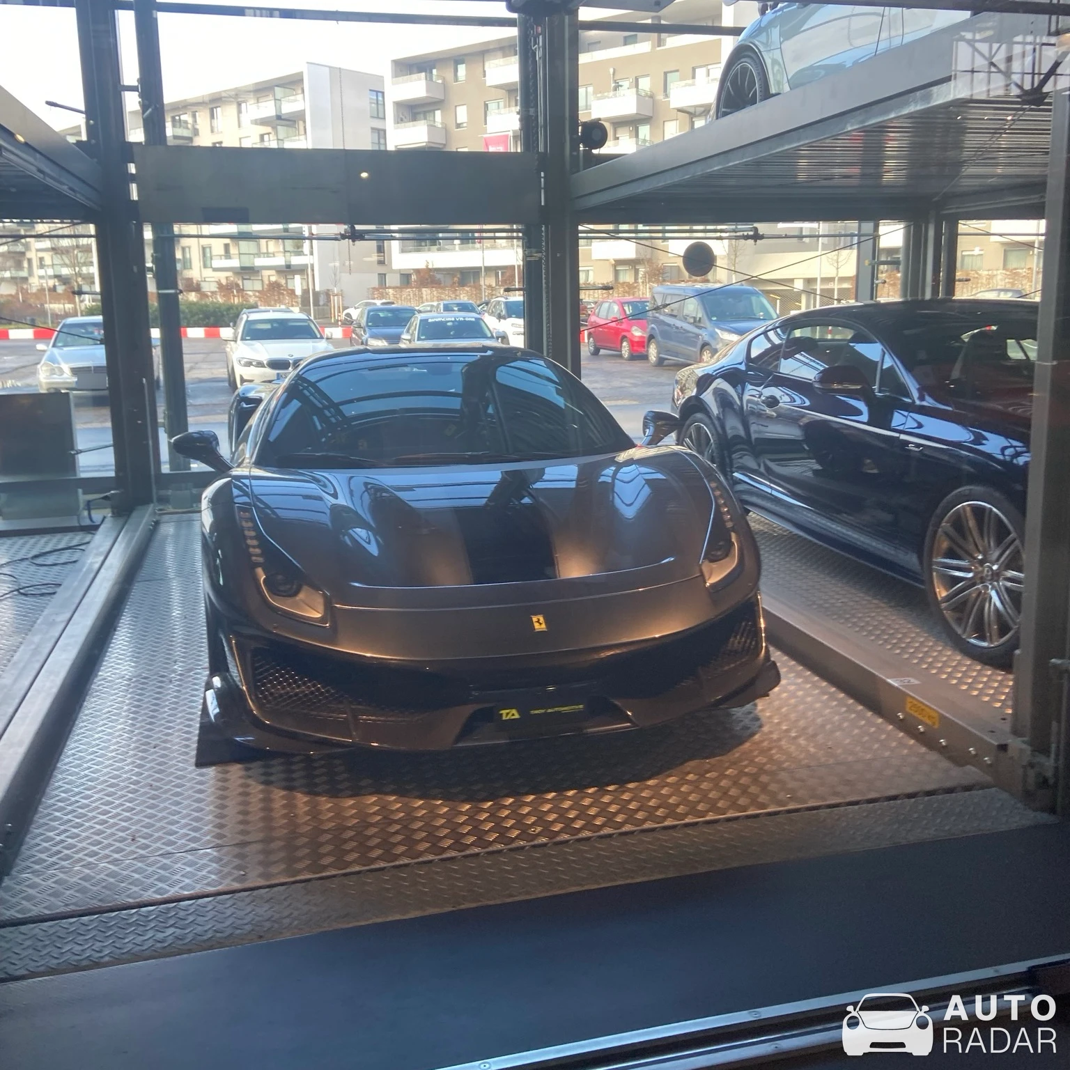 Ferrari 488 Pista spotted in Köln, Deutschland