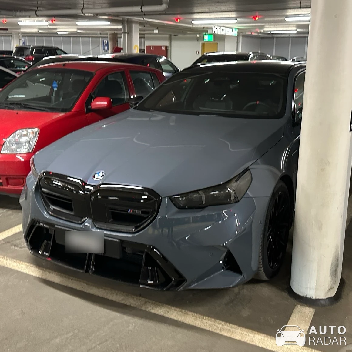 BMW M5 G90 spotted in Sankt Moritz, Schweiz