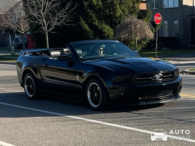 Ford Mustang GT 4.6 High Performance Convertible spotted in Oakville
