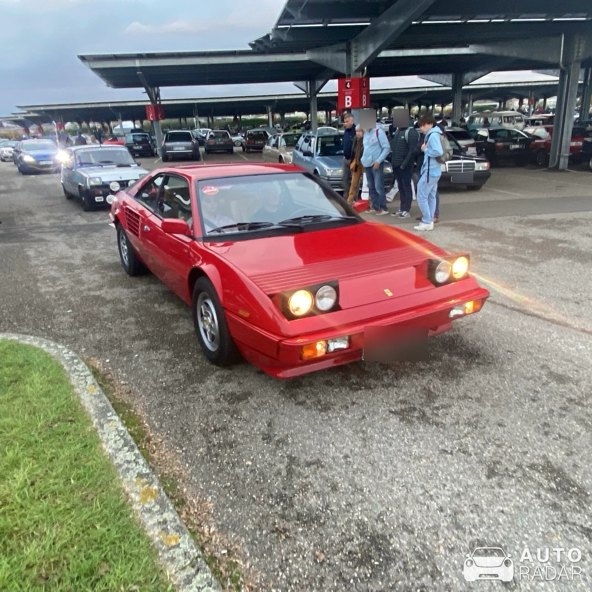 Ferrari Mondial 3.2 spotted in Lyon