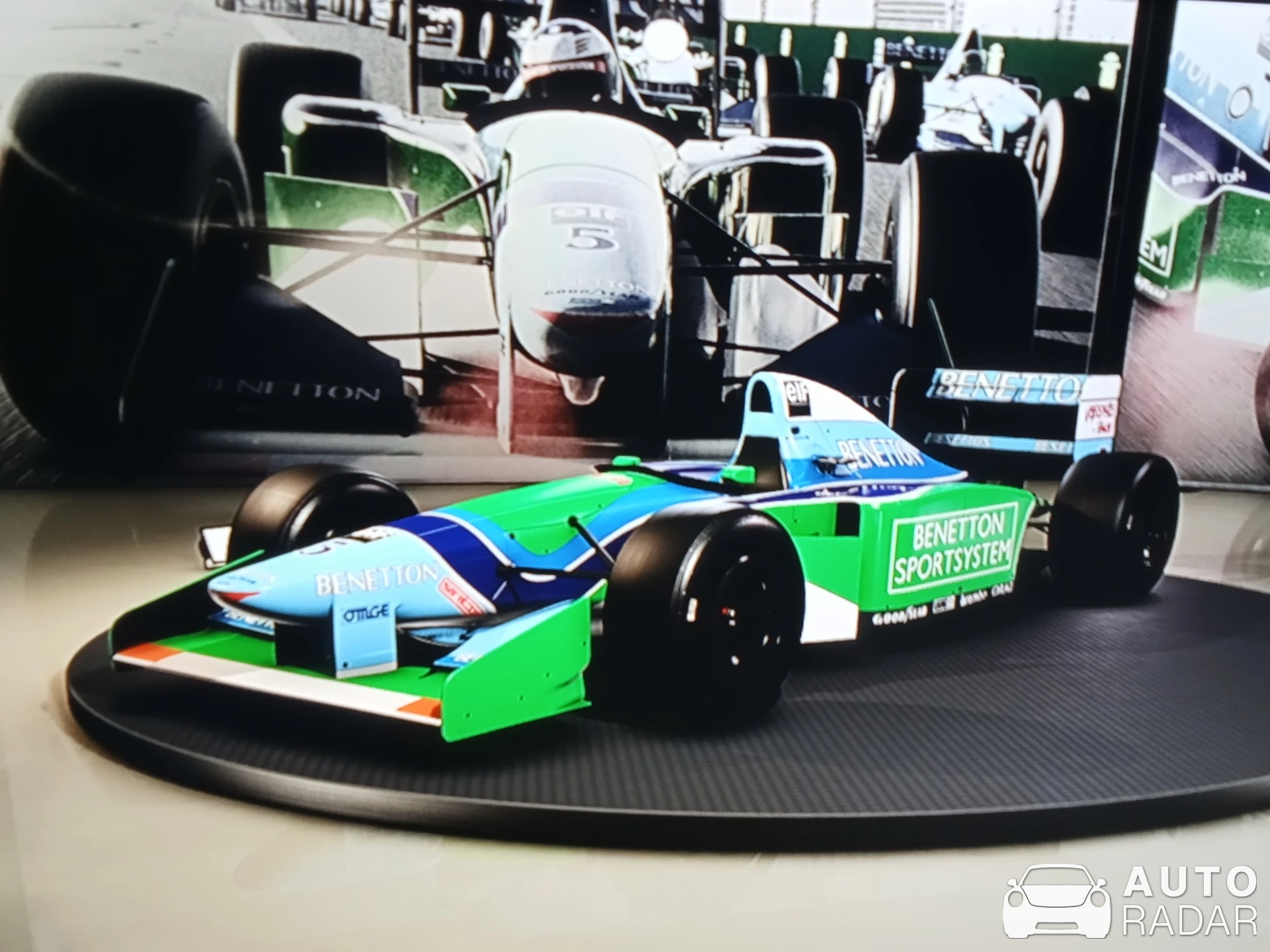 Benetton B195 spotted