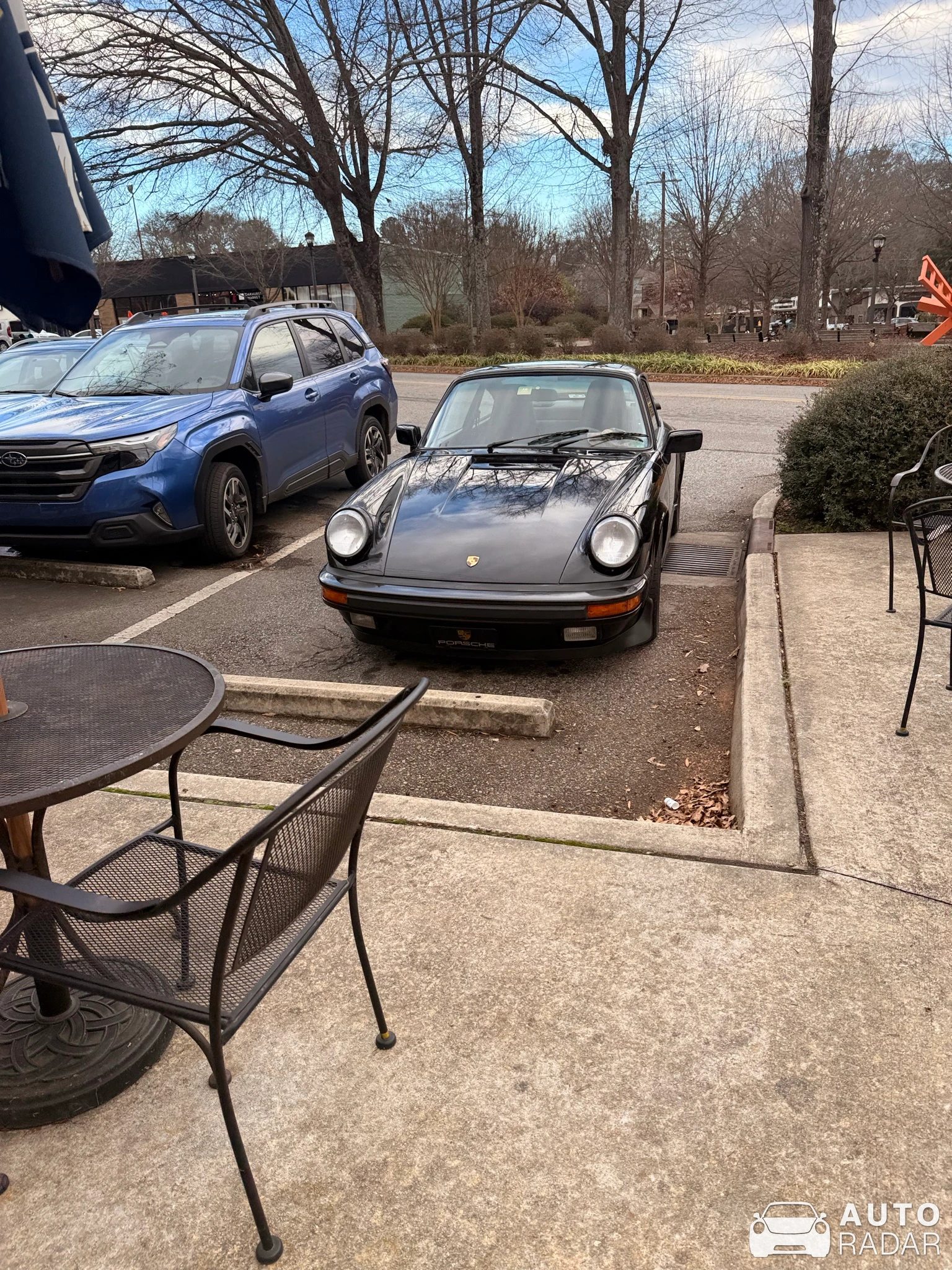 Porsche 911 Carrera 3.2 spotted in Decatur, United States