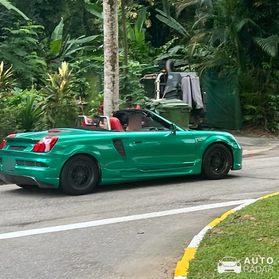 Toyota MR2 Spyder spotted in Singapore, Singapore