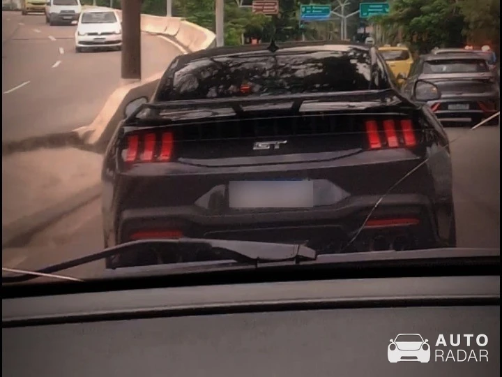Ford Mustang GT spotted in Leblon, Brazil