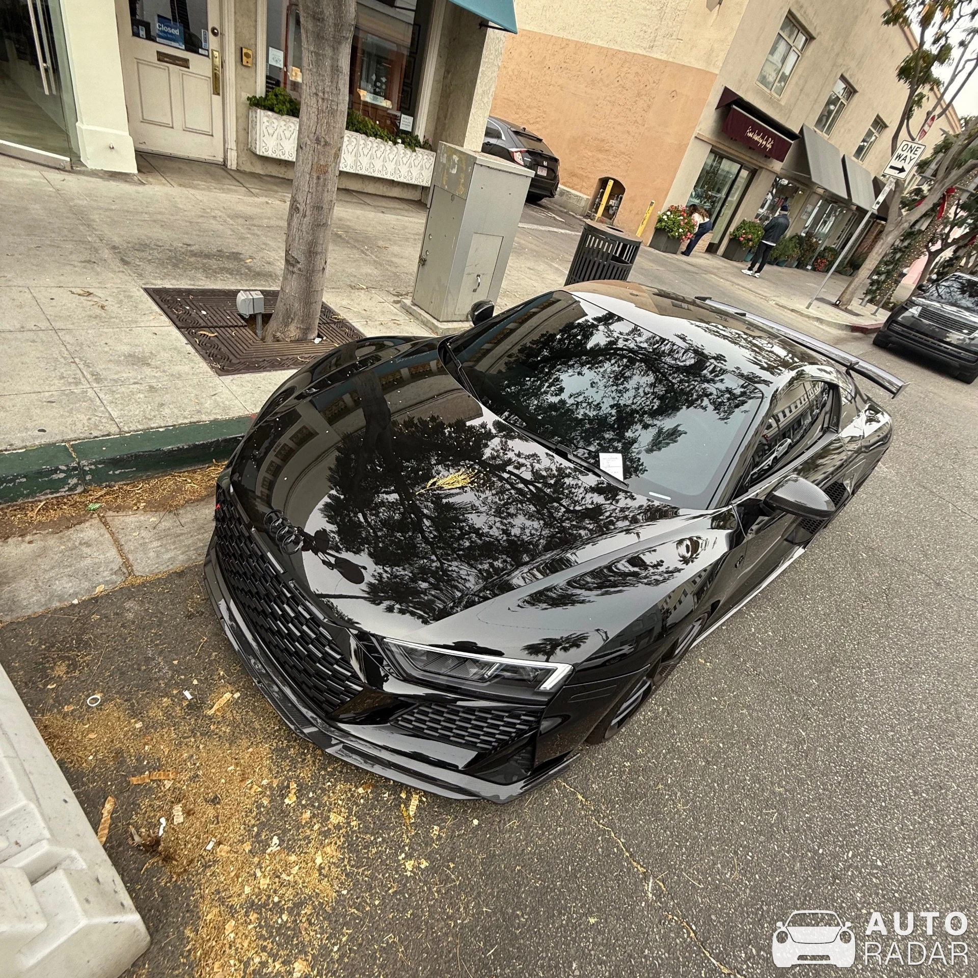 Audi R8 V10 spotted in Beverly Hills, United States