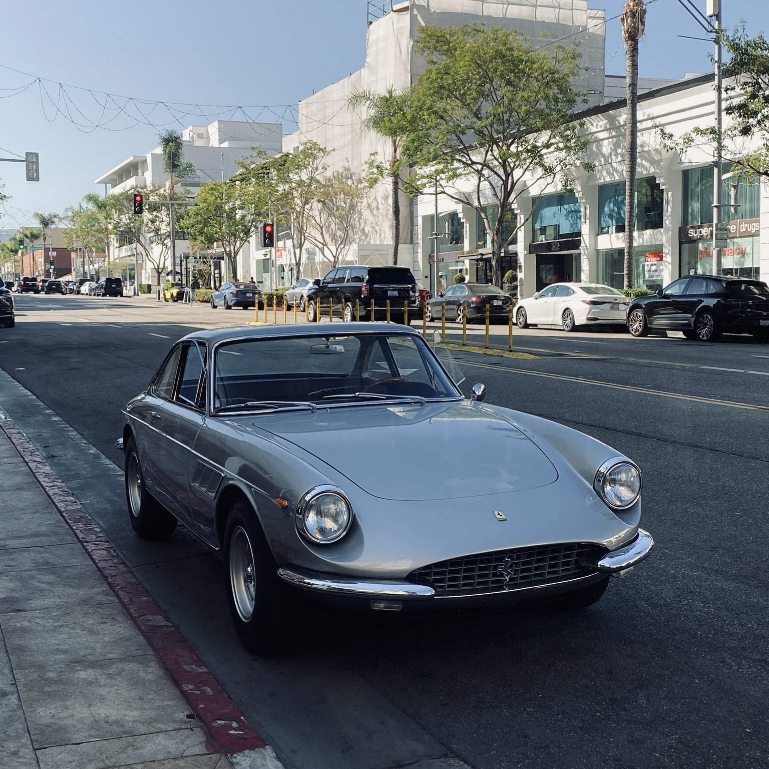 Ferrari 330 GT