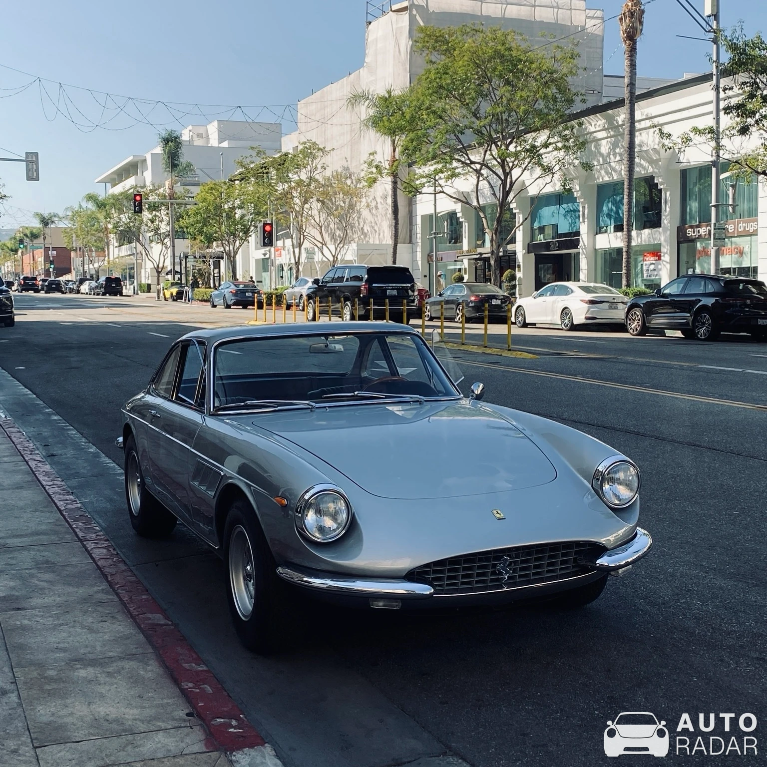 Ferrari 330 GT spotted in Beverly Hills