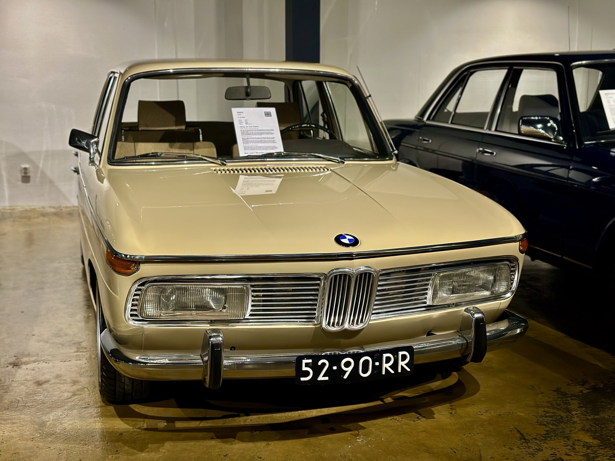 BMW 2000 Tilux