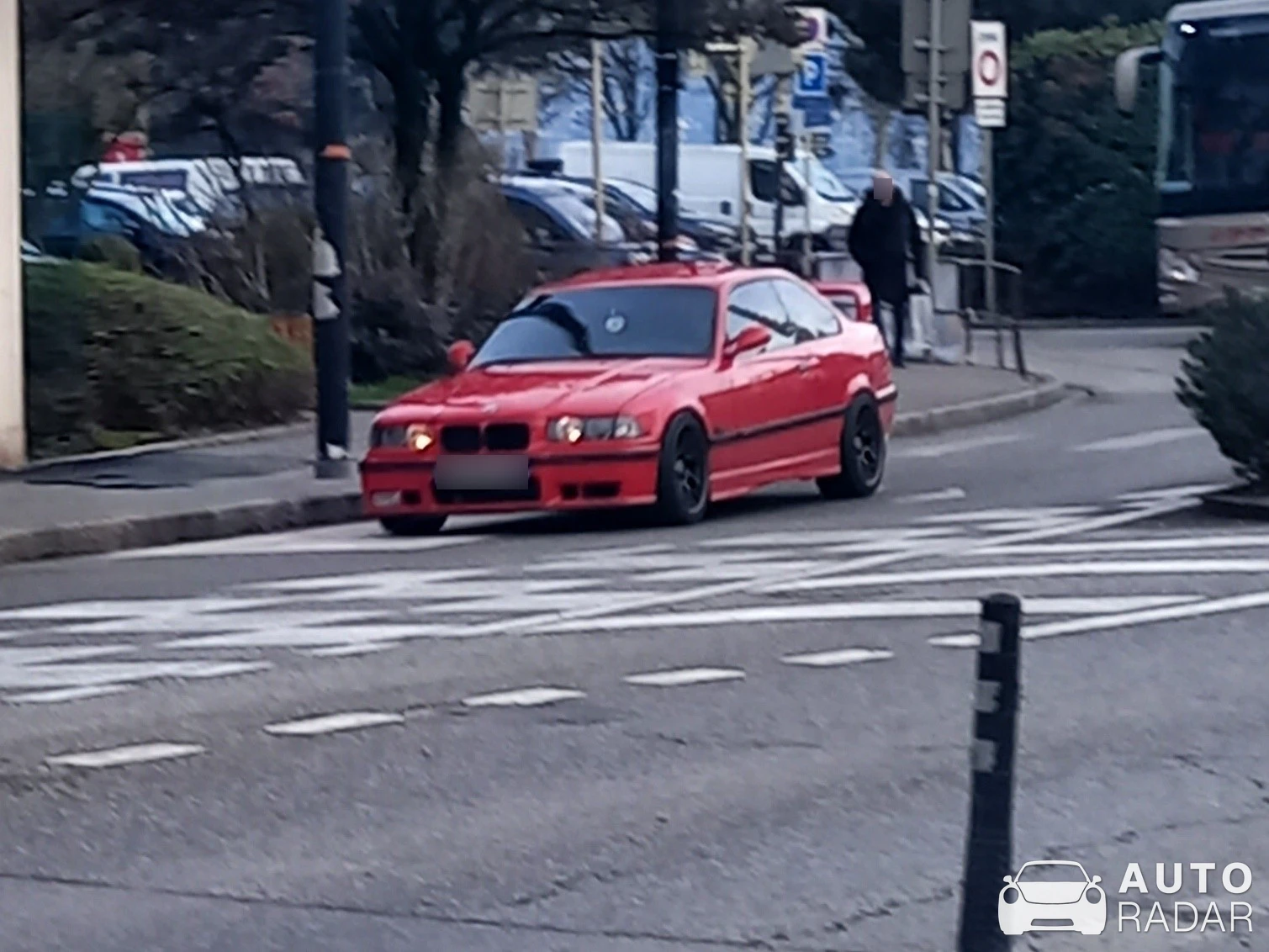 BMW M3 E36 spotted in Annecy, France