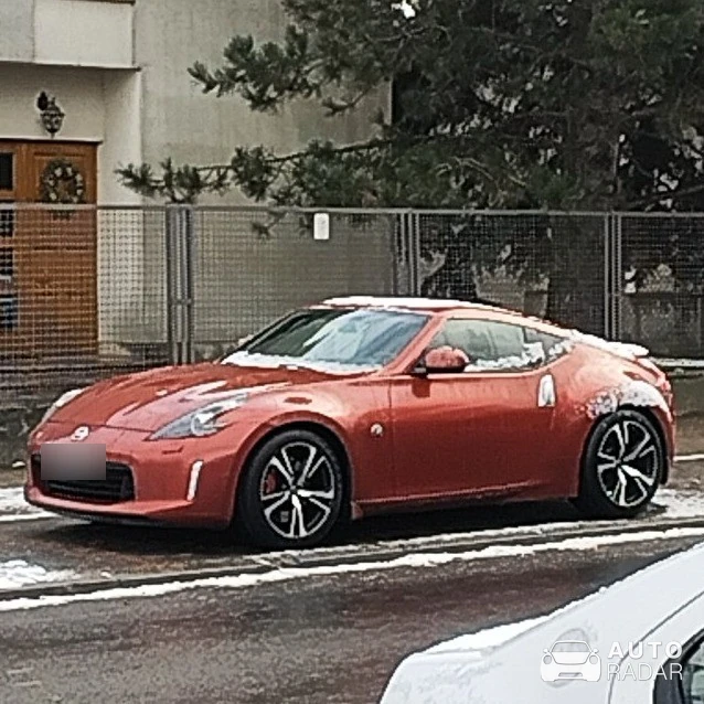 Nissan 370Z spotted in Warszawa, Polska