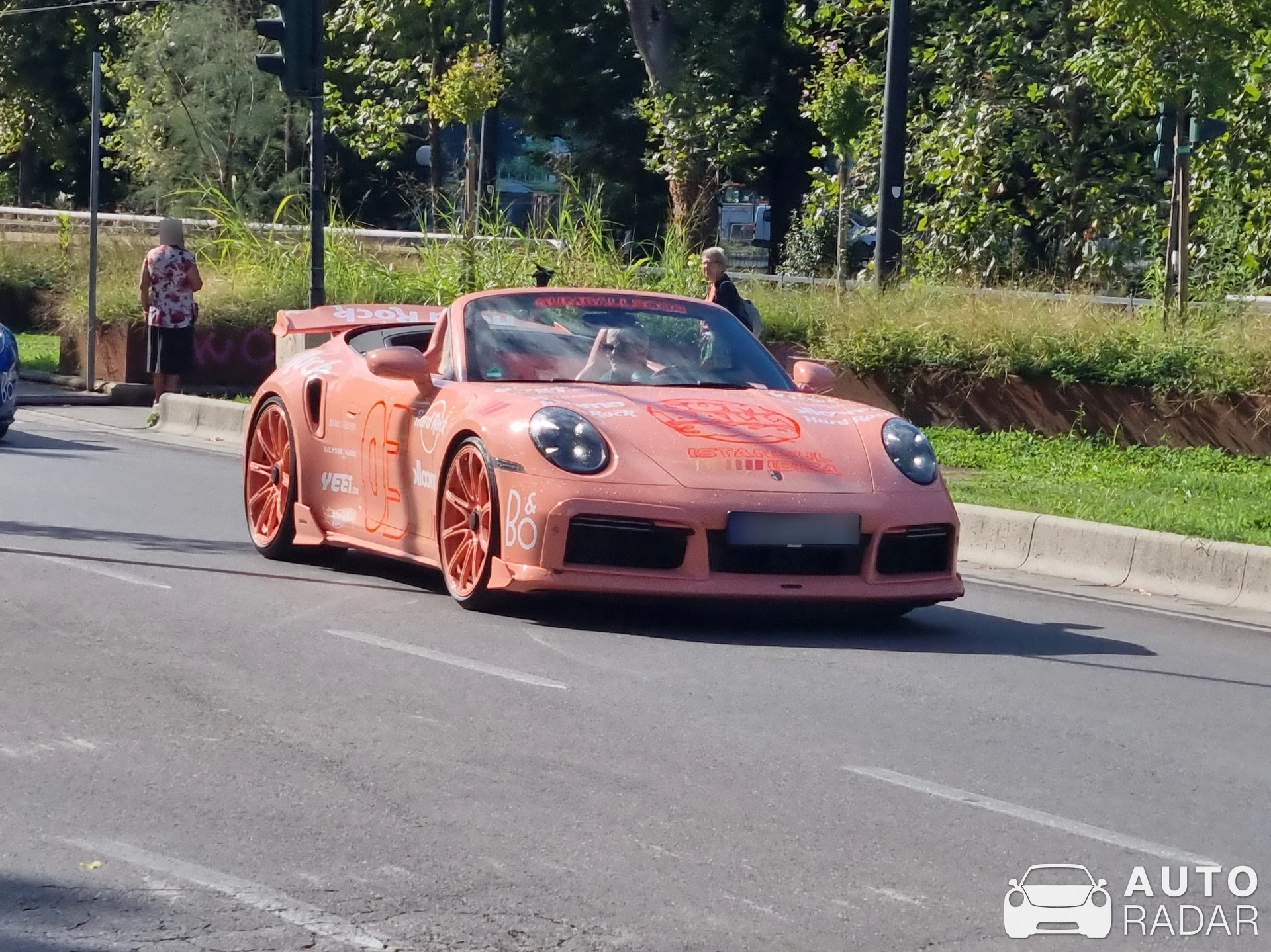 Brabus 900 PEETCH spotted in Firenze