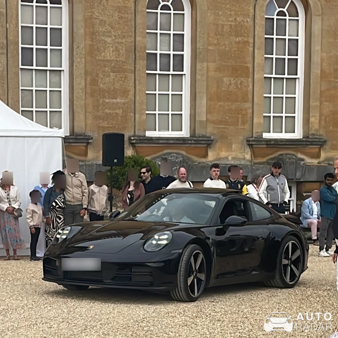 Porsche 992 Carrera S MkI spotted in Oxfordshire, United Kingdom