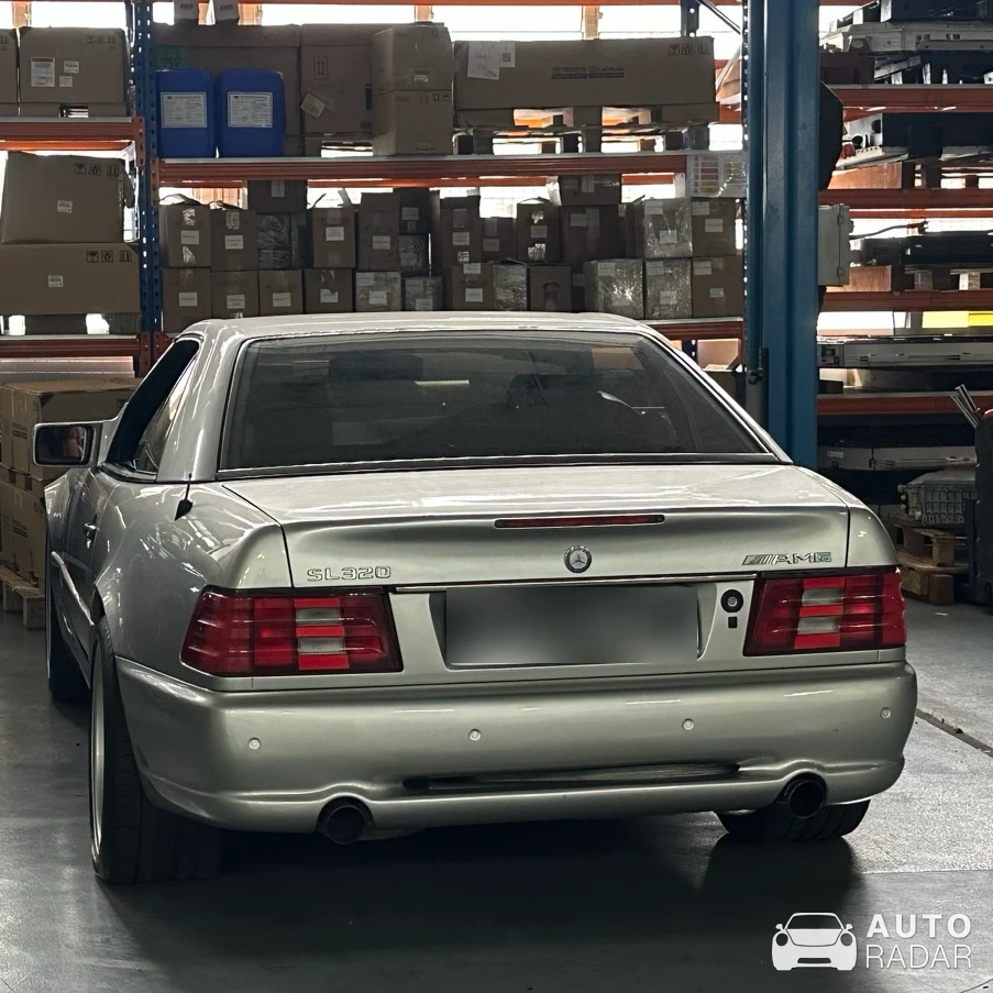 Mercedes-Benz SL 350 R230 spotted in Singapore