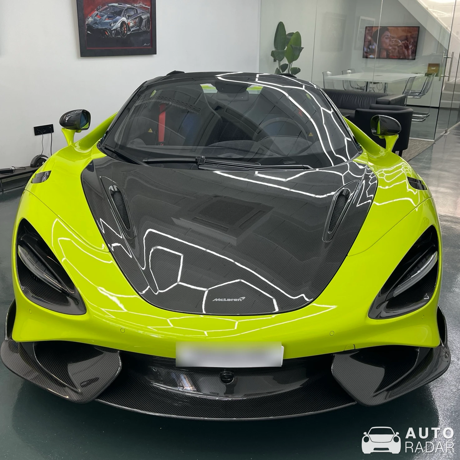 McLaren 765LT Spider Novitec spotted in Barcelona
