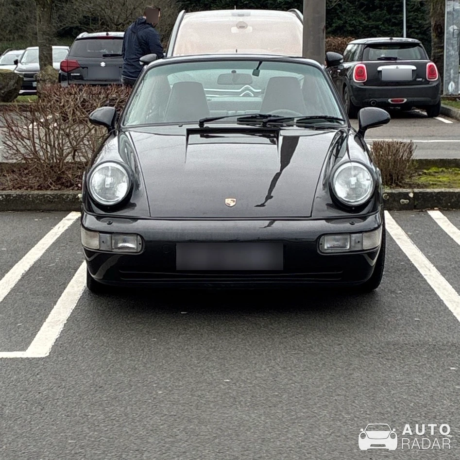 Porsche 964 Carrera 4 spotted in Sequedin, France