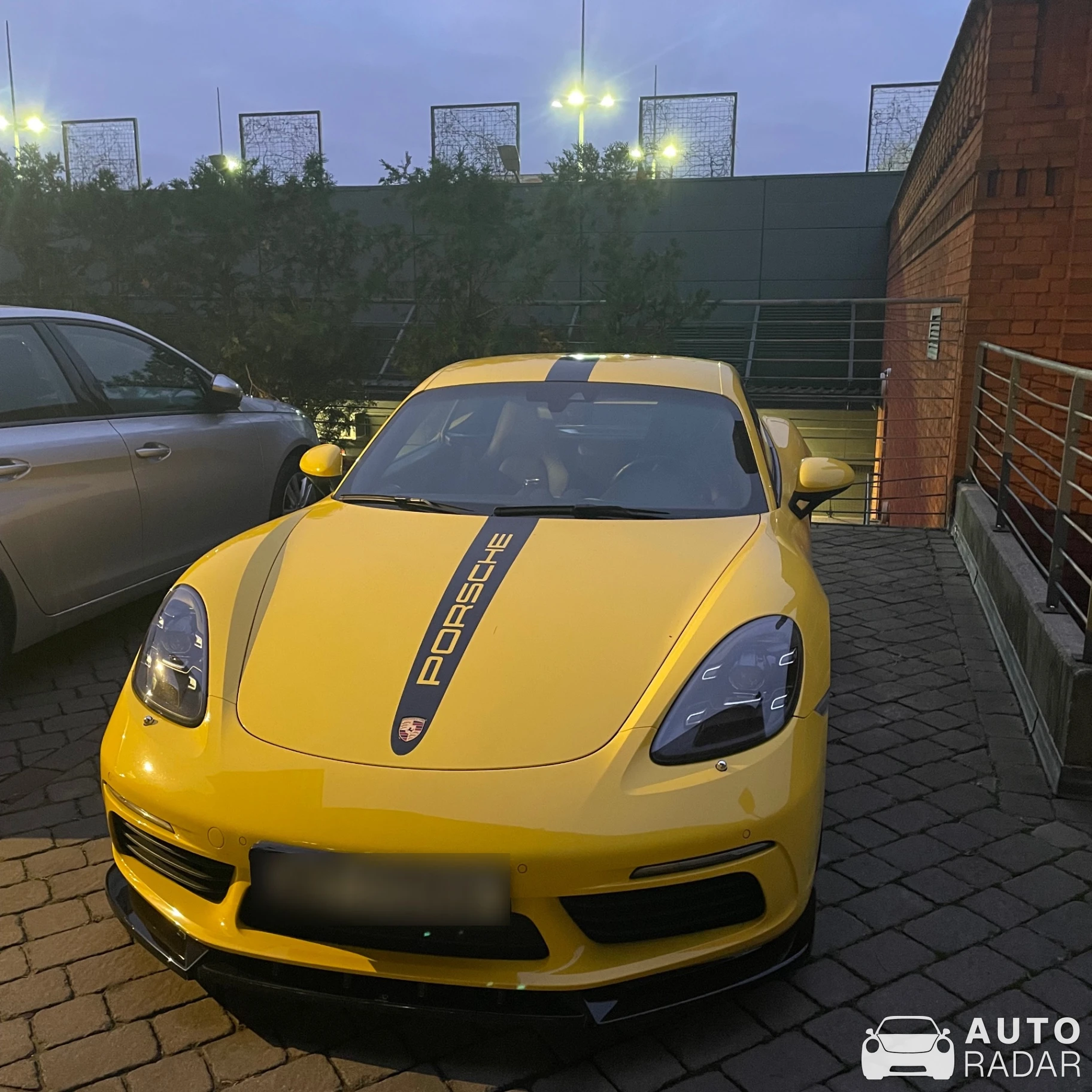 Porsche 718 Cayman spotted in Łódź, Pologne