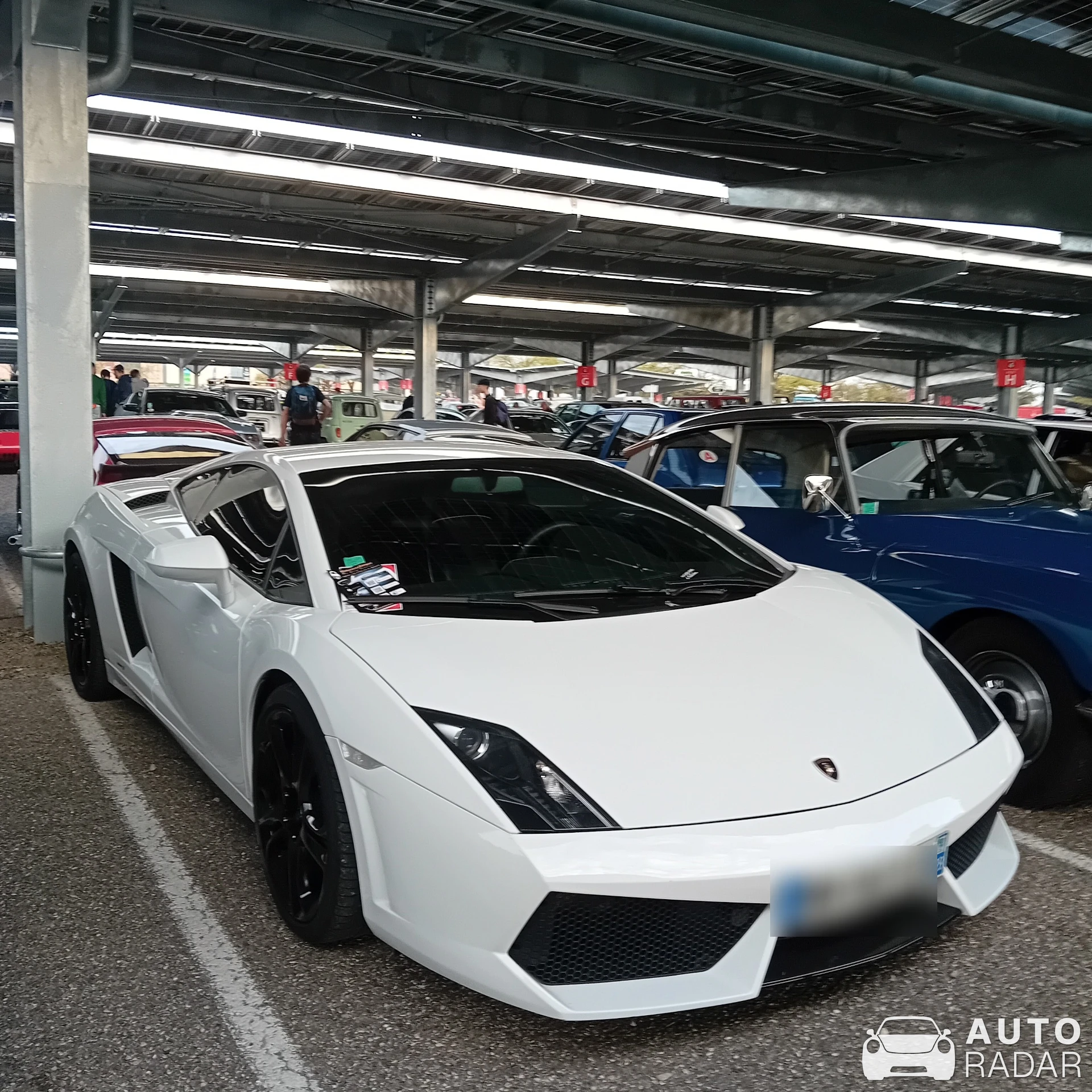 Lamborghini Gallardo LP560-4 spotted in Lyon, France