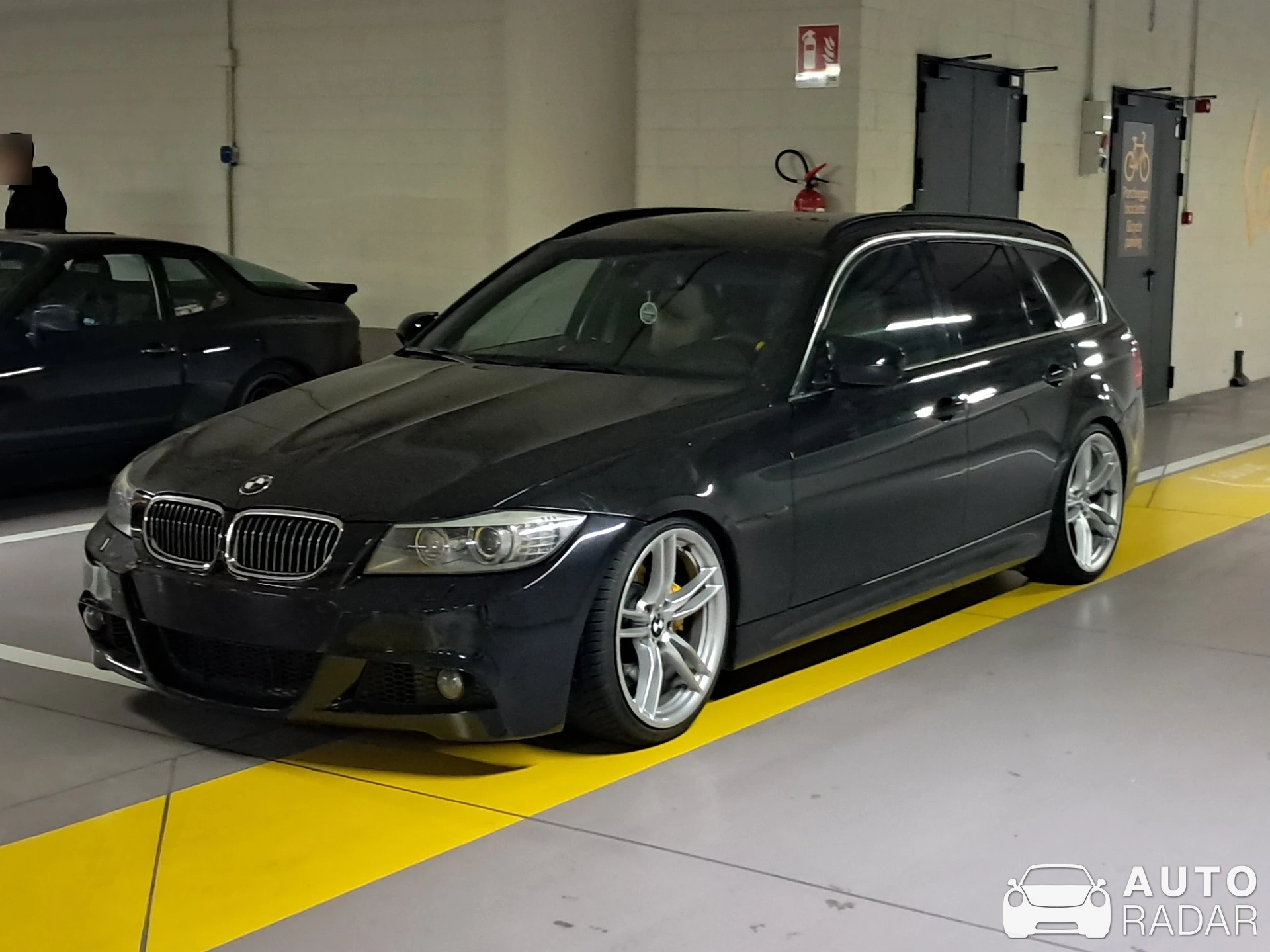 BMW 3 Series E91 spotted in Serravalle