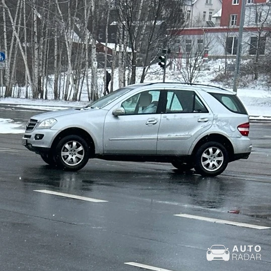 Mercedes-Benz ML 63 AMG W164 spotted in Chemnitz, Deutschland