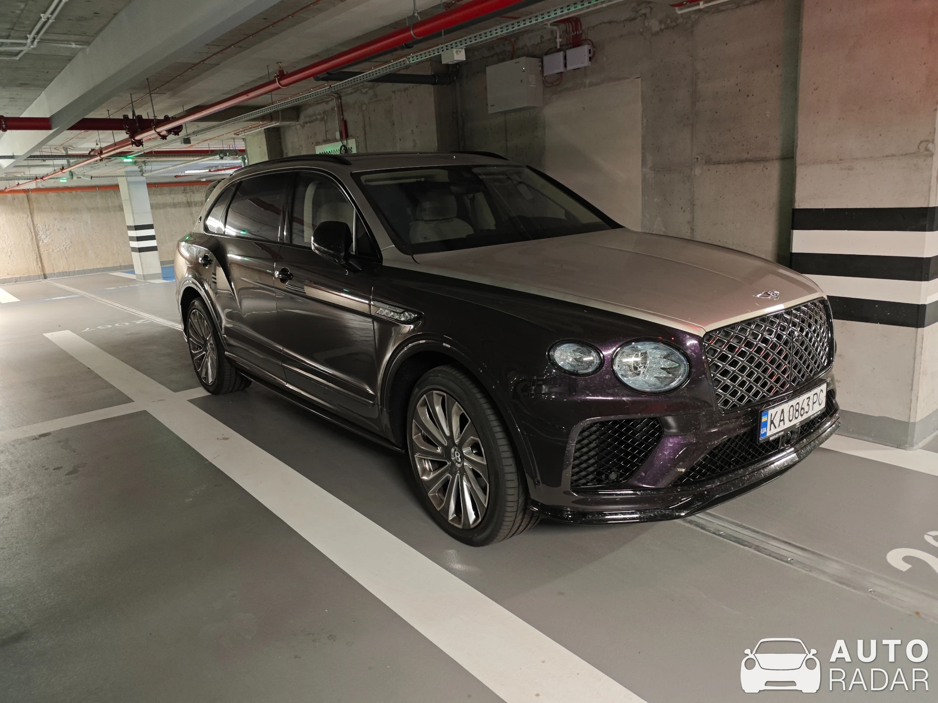 Bentley Bentayga EWB Mulliner spotted in Warszawa
