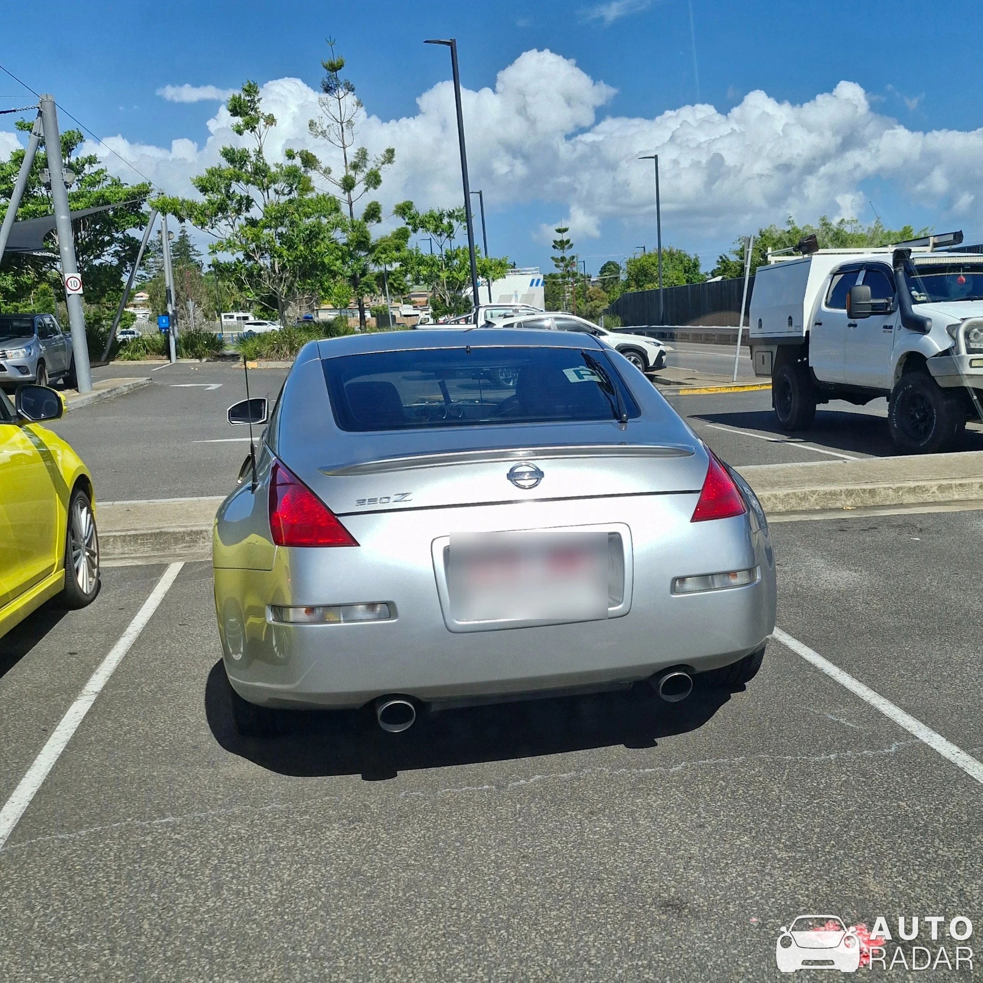 Nissan 350Z spotted in Pialba, Australia