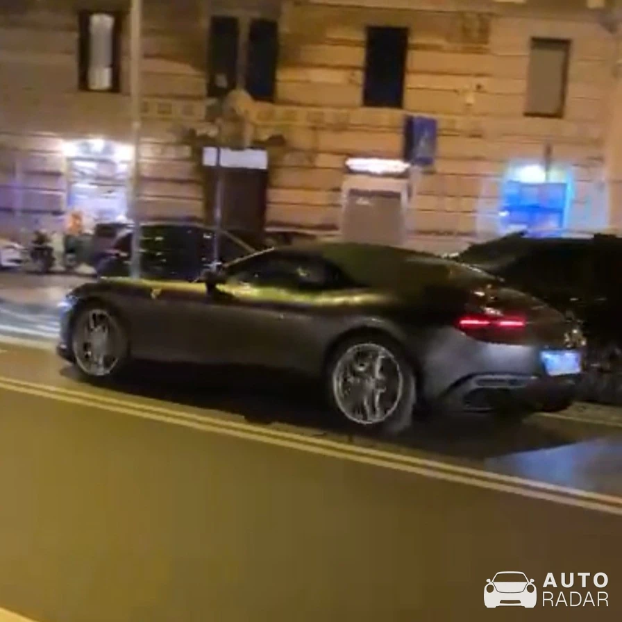 Ferrari Roma Spider spotted in Bari, Italy