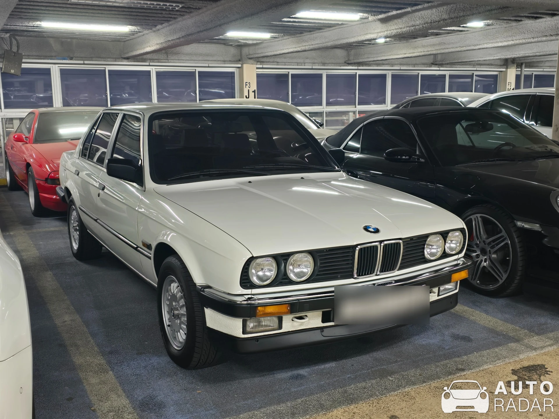 BMW 3 Series E30 spotted in Seocho District, South Korea