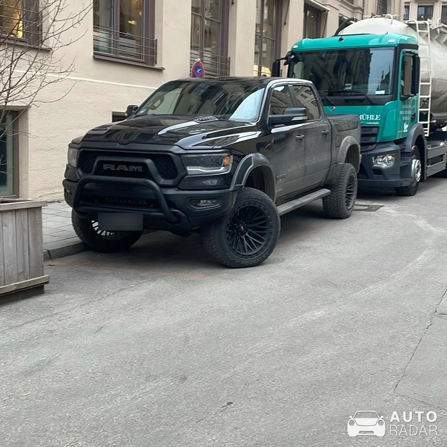 Dodge RAM 1500 TRX spotted in München, Deutschland