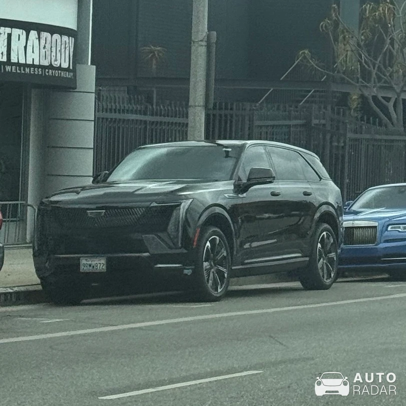 Cadillac Escalade IQ spotted in Los Angeles