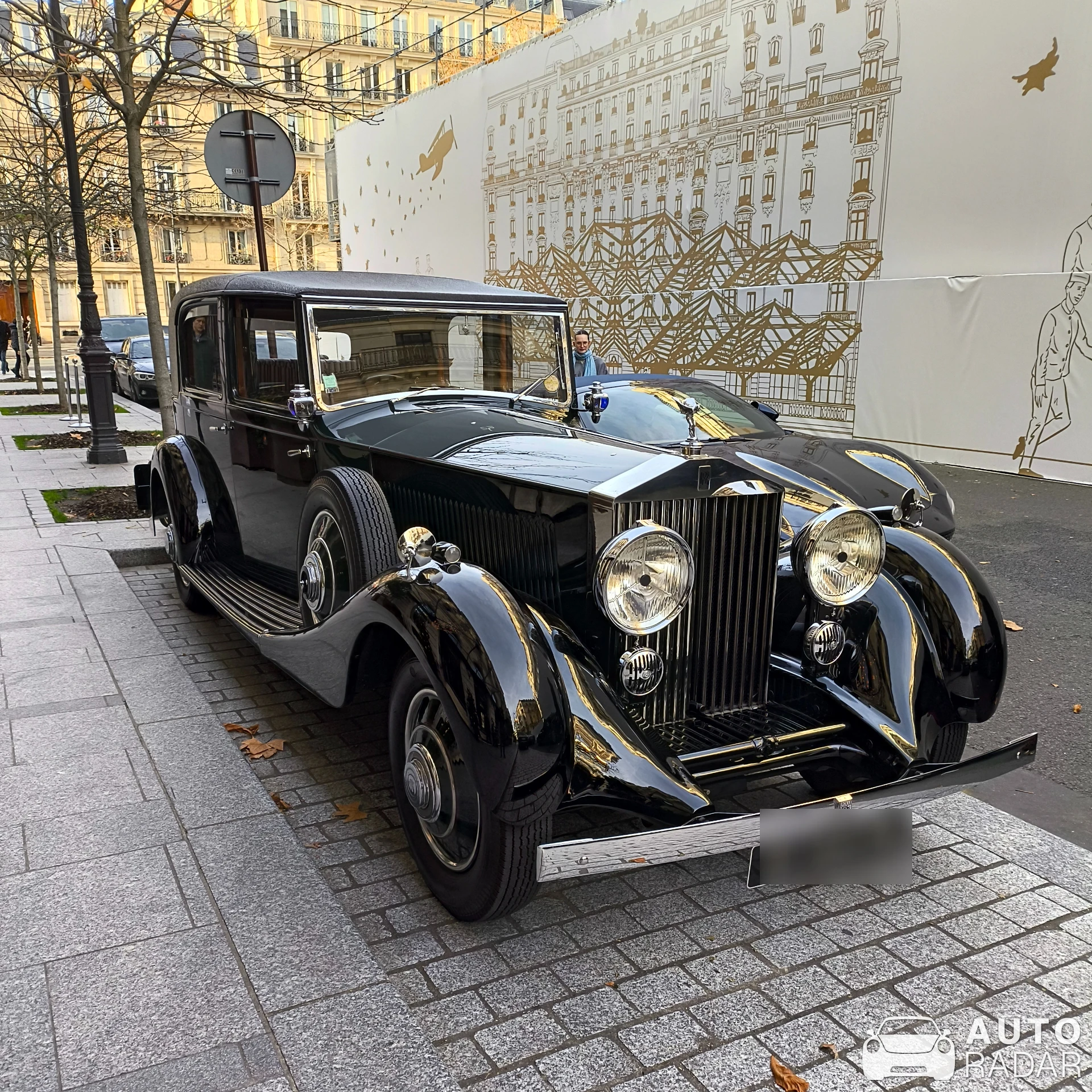 Rolls-Royce Phantom III spotted in Paris