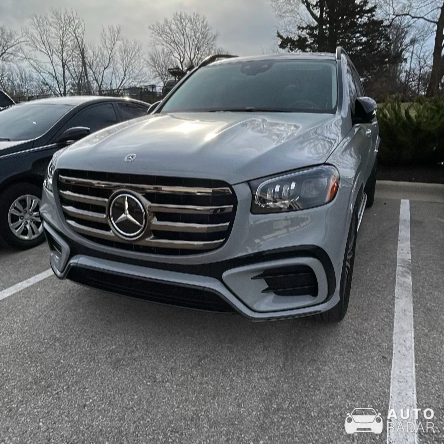 Mercedes-AMG GLS 63 X167 spotted in Lenexa, United States