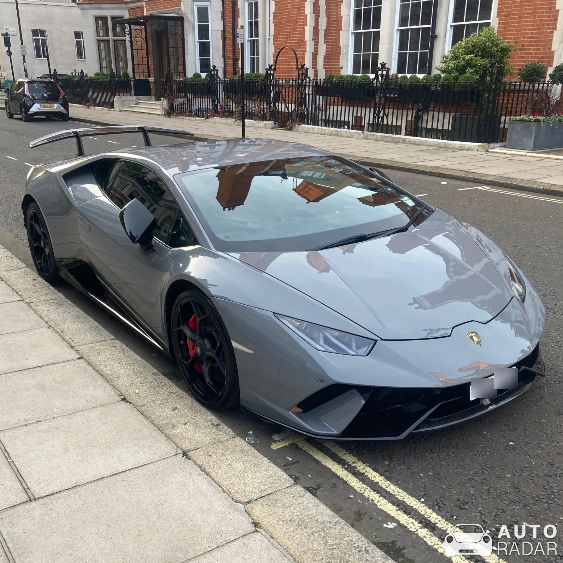 Lamborghini Huracán LP640-4 Performante spotted in Greater London, United Kingdom