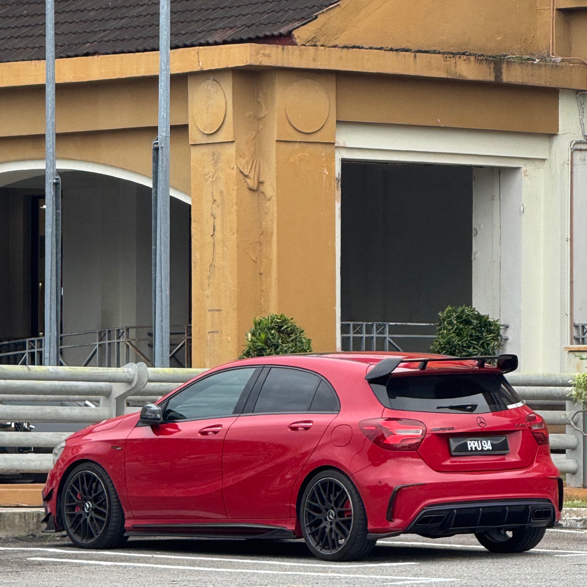 Mercedes-AMG A 45 W176