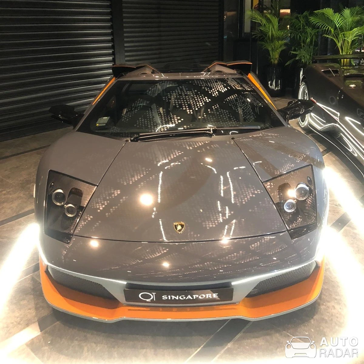 Lamborghini Murciélago LP650-4 Roadster spotted in Singapore