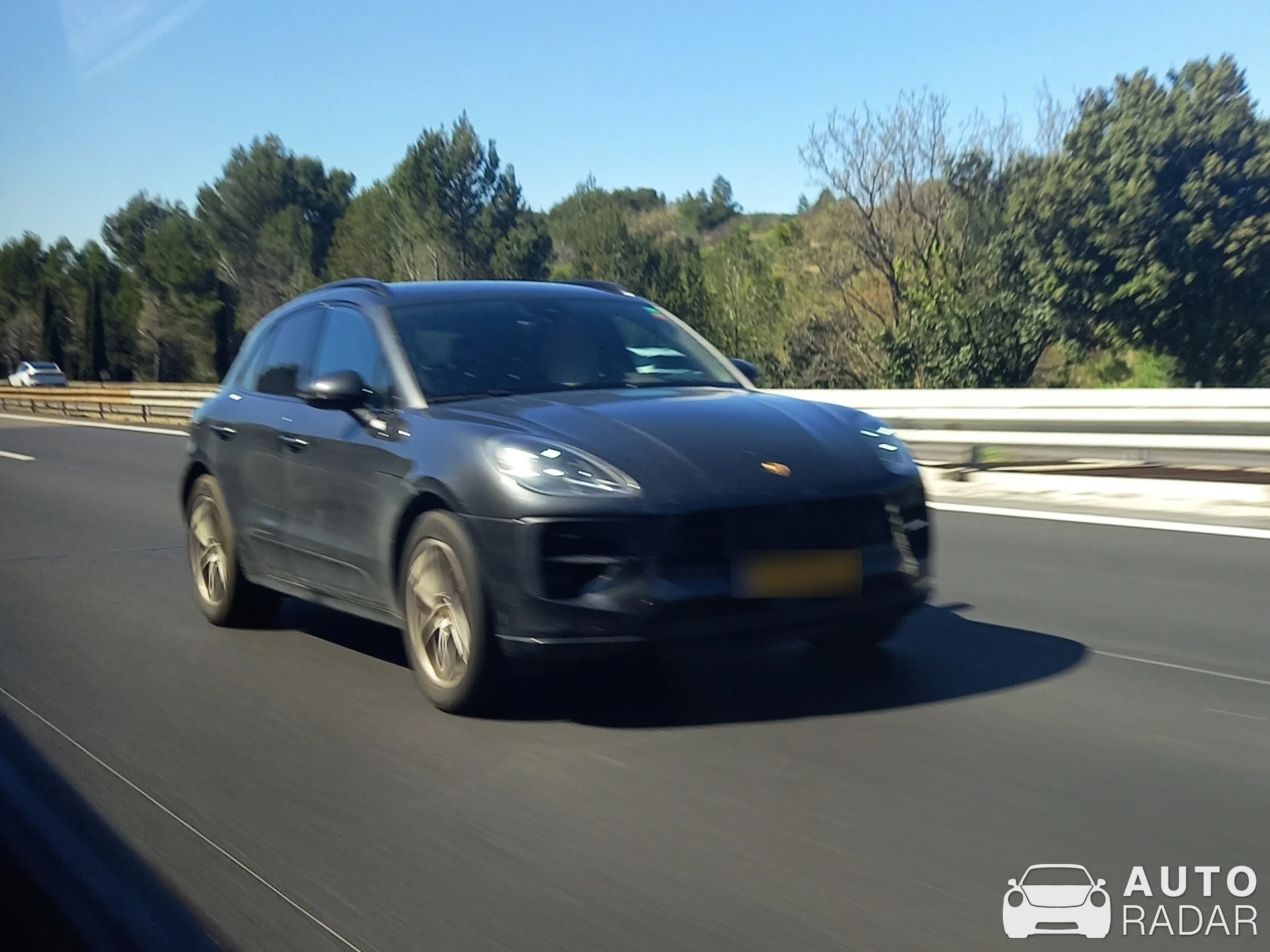 Porsche Macan GTS spotted in Aix-en-Provence