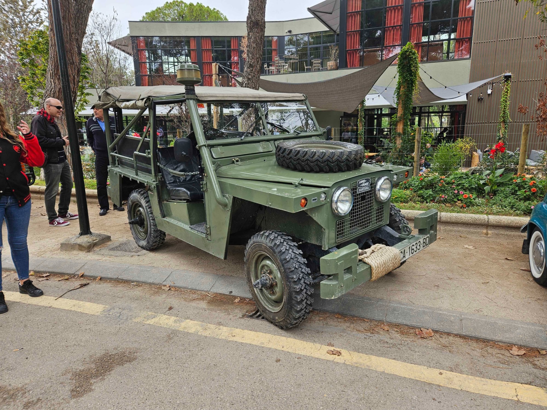 Land Rover Santana 88 Series 2