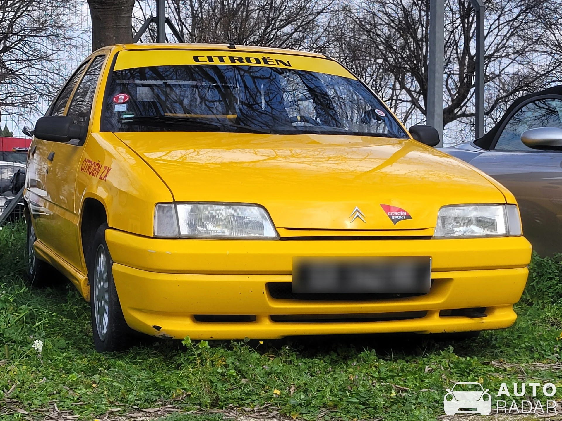 Citroën ZX spotted in Avignon