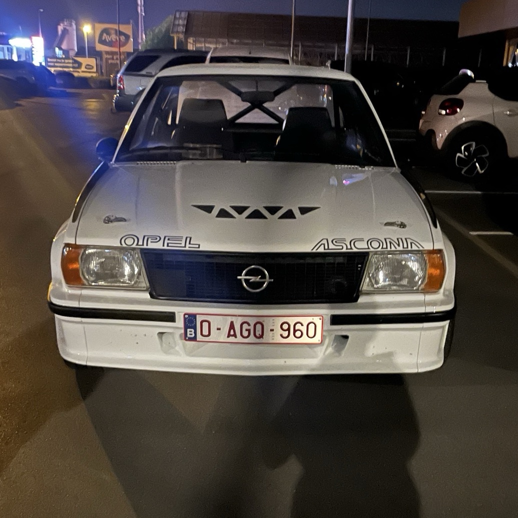 Opel Ascona 400