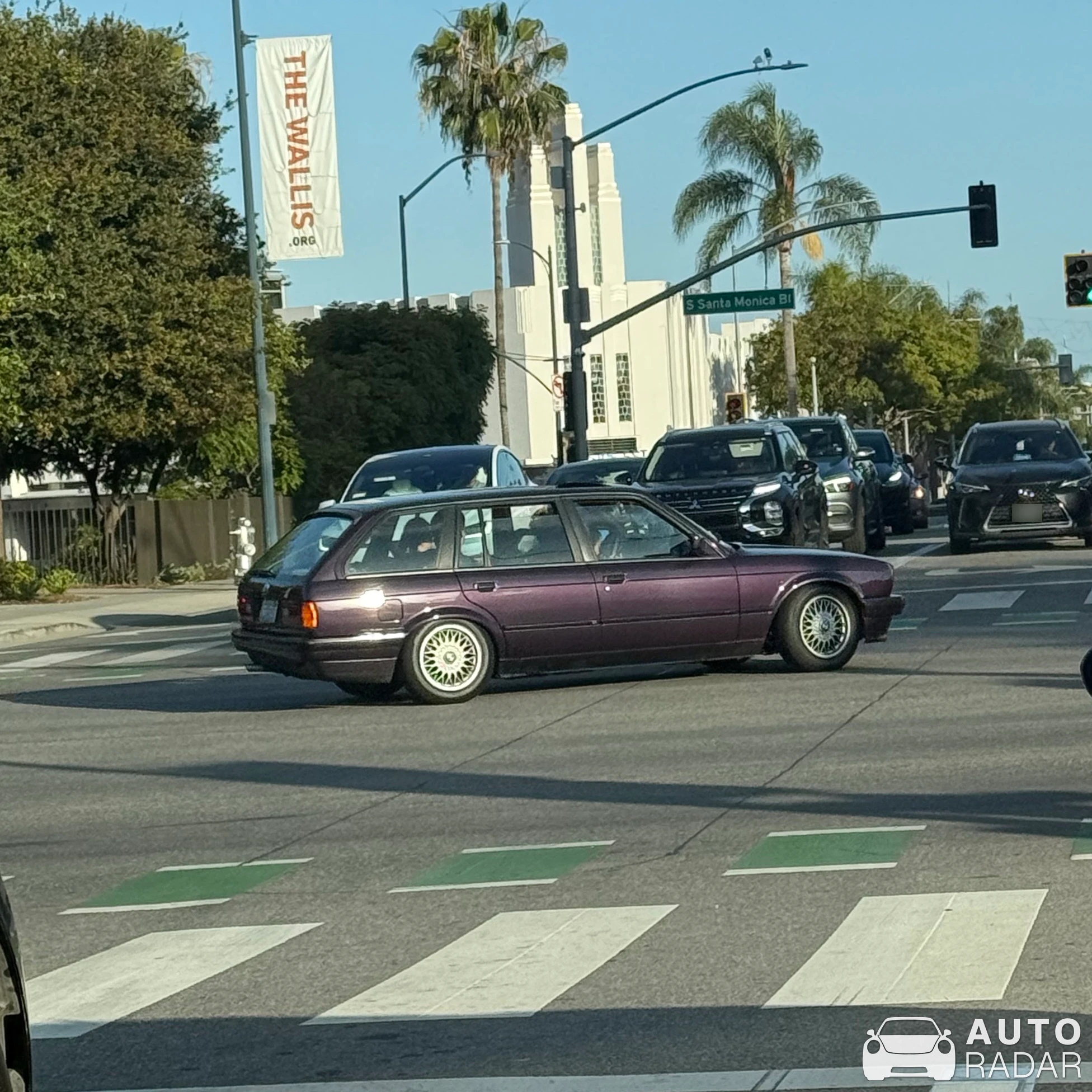 BMW M3 E30 Touring spotted in Beverly Hills