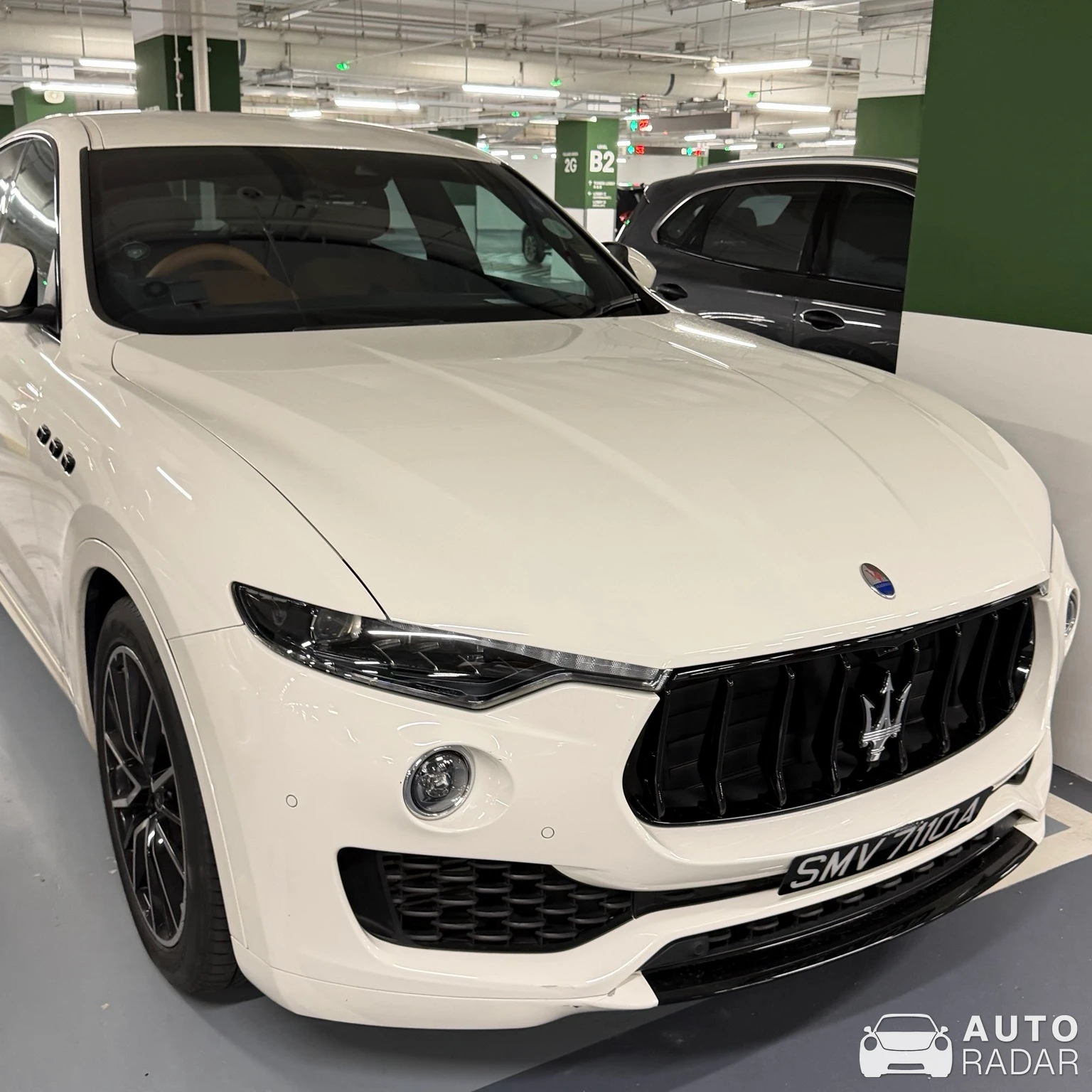 Maserati Levante spotted in Singapore, 싱가포르